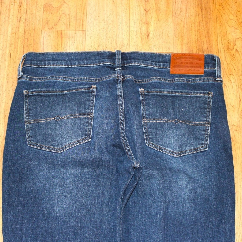 Lucky Brand Sweet Mid Rise Boot Jeans Women 14/32 R Blue Bootcut - Picture 6 of 8
